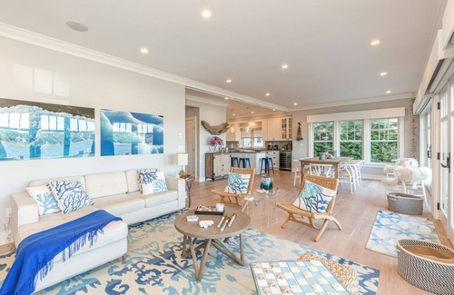 Southold House | Waterfront, New Construction North Fork Beach House