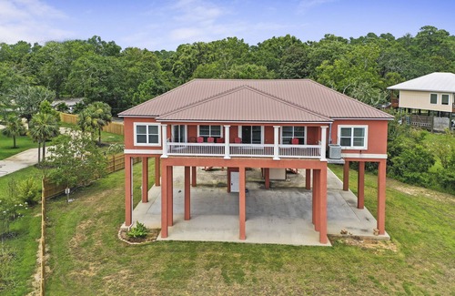 Gulf Hills House | Waterfront Ocean Springs Home on Ft Bayou, Minutes to Golf, Gaming and Downtown!