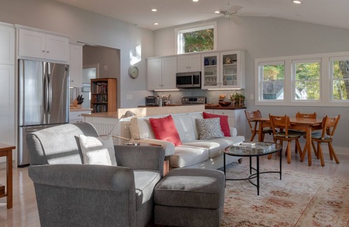 South Kingstown House | Waterfront on Indian Lake with dock, gorgeous sunsets
