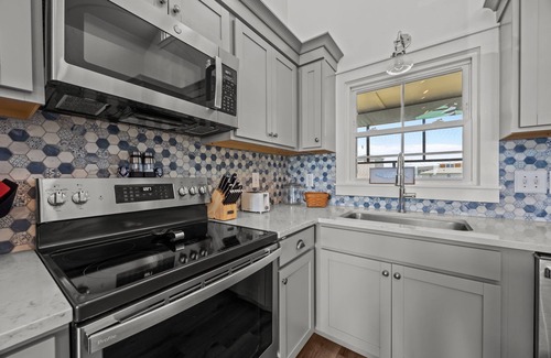 Sneads Ferry House | Waterfront Paradise: Ocean & Canal Views, Fishing, Updated & Steps from Beach