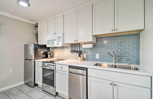 Perdido Key Coves One Apartment | Waterfront Pensacola Retreat: Walk to Beach!