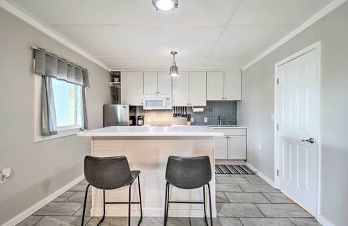 Perdido Key Coves One Apartment | Waterfront Pensacola Retreat: Walk to Beach!