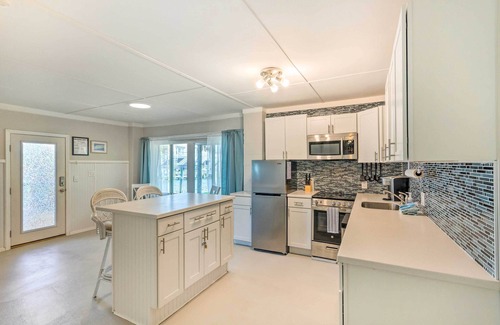 Perdido Key Coves One Apartment | Waterfront Pensacola Getaway, Walk to Beach!