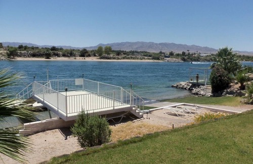 Mohave Valley House | WATERFRONT,PRIVATE BOAT RAMP,SANDY BEACH ,GATED COMMUNITY, 3.5 bedrooms, 2 bath