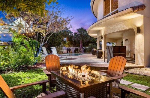 Oakland Park House | Waterfront Retreat: 7BR Villa with Pool & Firepit