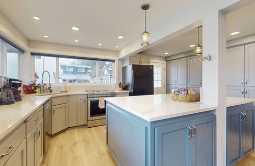 Camano Island House | Waterfront Retreat on Camano Island – Stunning Views!