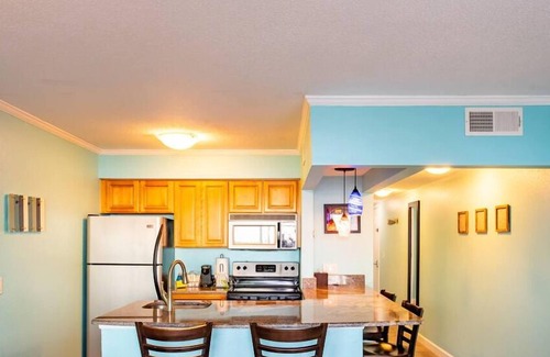 Rocky Point Condo | Waterfront Retreat - Waves & Wellness, Serene Views