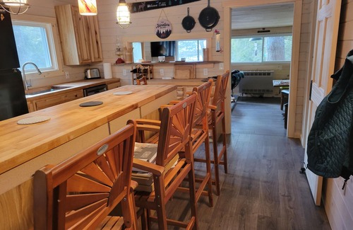 Aurora Cabin | WATERFRONT "Rivah Lodge",nULTIMATE "OFF GRID" ExperiencenNice drive to Acadia