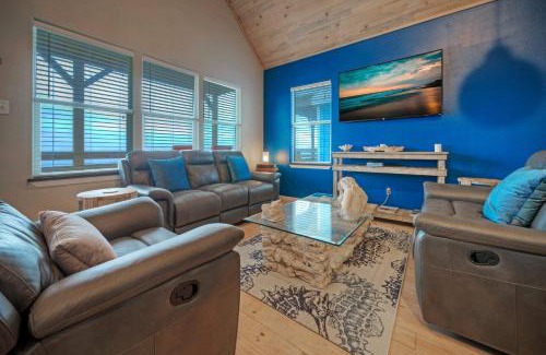 Flour Bluff House | Waterfront Shared Boat Dock Pool w Views Ariel’s Grotto by AvantStay
