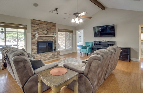 Slidell House | Waterfront Slidell Home w/ Deck & Private Dock!