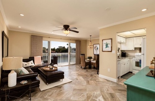 Belle Vista Condo | WATERFRONT & STEPS TO THE BEACH ~ Just REDUCED for September/October!
