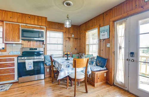 Cedar Lane House | Waterfront Texas Abode w/Boat Ramp, Pets Welcome