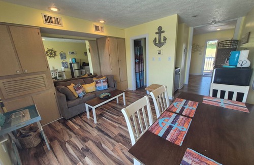 North Shore Condo | Waterfront Top Floor Condo at Smith Mountain Lake with private boat slip