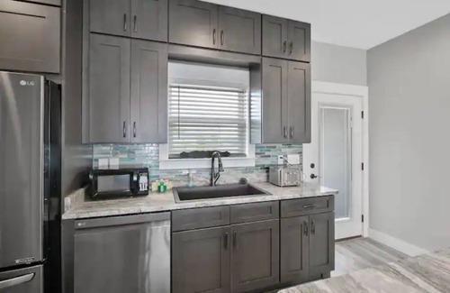 Freeport House | Waterfront