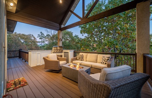 Hot Springs Village House | ☀️Waterfront 5000 sq. ft. on cove, boat dock & 2 large decks, Media & Game Room.
