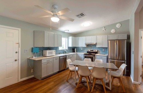 Sugarloaf Key House | Waterfront Escape