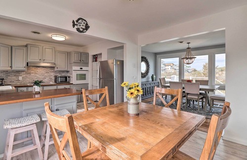 West Ocean City House | Waterfront West Ocean City Home w/Skyline View!