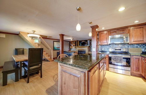 Southmont Cottage | Waterfront with Private Dock and HUGE Views