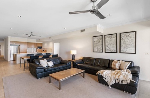 Yamba House | Watermark 5 Luxury Riverview Apartments