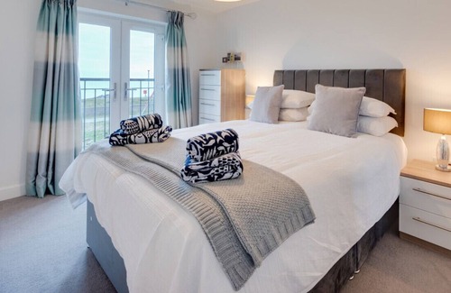 Felixstowe House | Watermark - Three Bedroom House, Sleeps 6