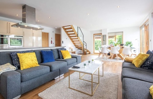 South Cerney House | Waters Edge 04, Waterside Lodge (P)
