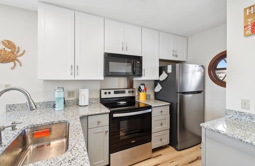 Holden Beach Condo | "Waters Edge 435-D" - Oceanfront Condo w/Community Pool, 2 Bedrooms/2 Bathrooms
