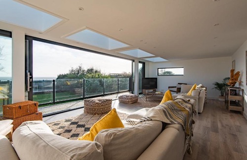 New Romney House | Waters Edge by Bloom Stays