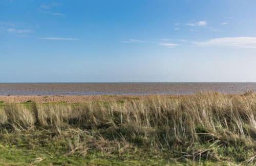 New Romney House | Waters Edge by Bloom Stays
