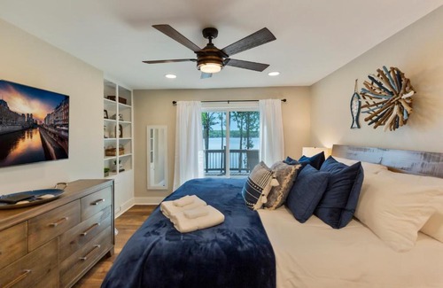 Seneca House | Waters Edge