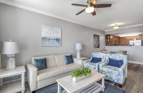 Fort Walton Beach Condo | Waterscape 5th Floor A side 1-bedroom -on the beach-
