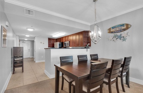 Fort Walton Beach Condo | Waterscape C601, Amazing Gulf View! 2K Beds, Xbox, Netflix, Beach Setup