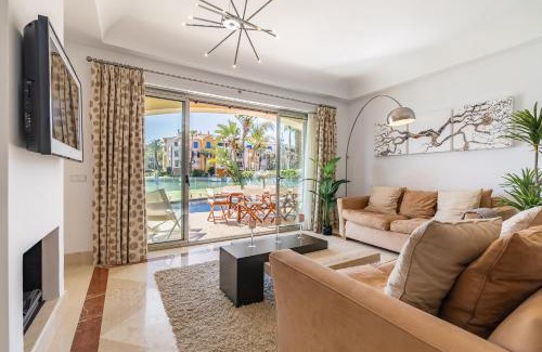 Sotogrande Apartment | Waterside Apartment in Sotogrande Marina with Private Pool