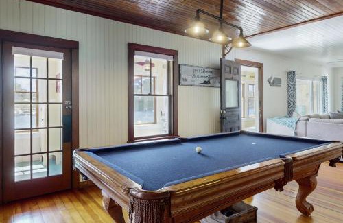 Buzzards Bay House | Waterside Beach House