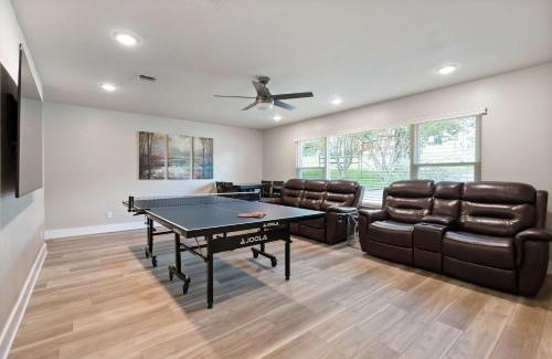 Kingsland House | Waterside Dream - Waterfront Home on Lake LBJ