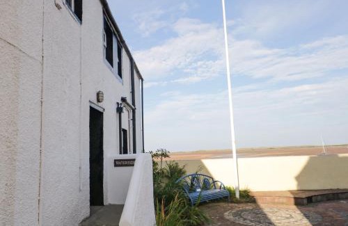 Ravenglass House | Waterside