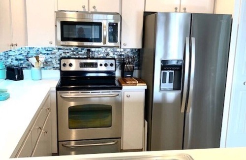 Crystal River Condo | Waterview comfortable condo with water access to the gulf and springs