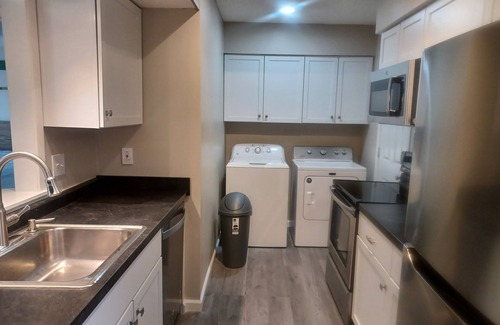 Osage Beach House | Waterview Margaritaville Resort area home. Practice golf! Outdoor TV/grill