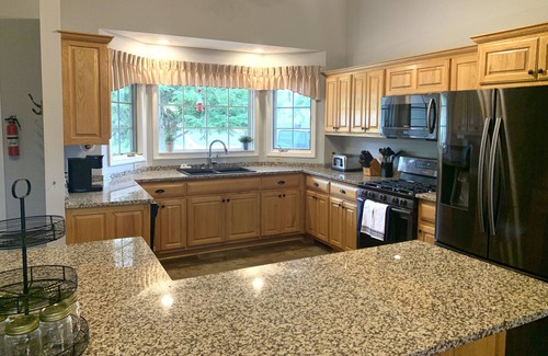 Hiawassee House | Waterview Retreat - In town convenience with beautiful Lake & Mountain Views
