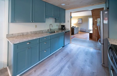 Campton House | Waterville Estates Large 4 Bed/3 Full Bath Ski Home Rec Center