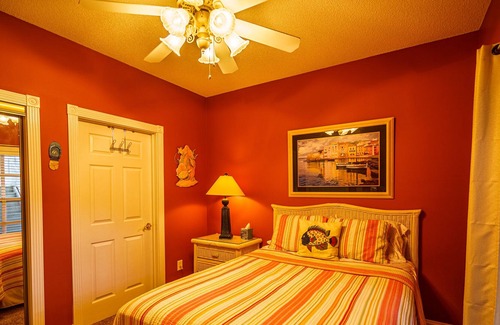 Socastee Condo | Waterway Getaway!!! 3 Bed/2 Bath condo10 minutes from the ocean/attractions