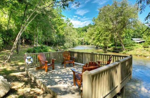 East Ellijay House | Waterwheel on the Cartecay