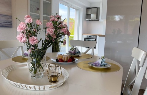 Sahlenburg Apartment | Watt'n Traum 2 - Beautiful, luxurious large duplex apartment for up to 10 people