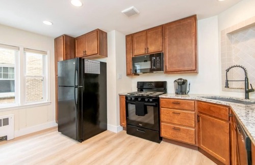 Wauwatosa Apartment | Wauwatosa Duplex in Perfect Location