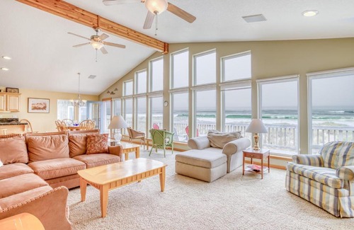 Pacific City House | Wave Catchers - Meredith Lodging