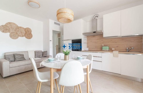 Jesolo Apartment | Wave Island * Comfort Apartment * Pool * Near to the beach.