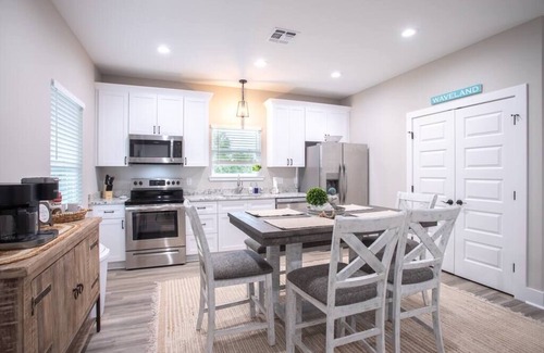 Waveland House | Waveland Beach Cottage B
