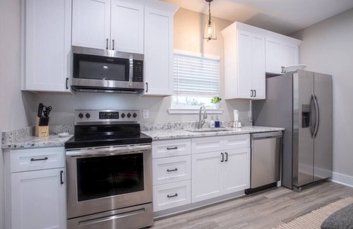 Waveland House | Waveland Beach Cottage B