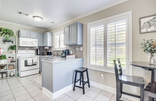 Waveland Cottage | Waveland Retreat w/Yard: Walkable Location