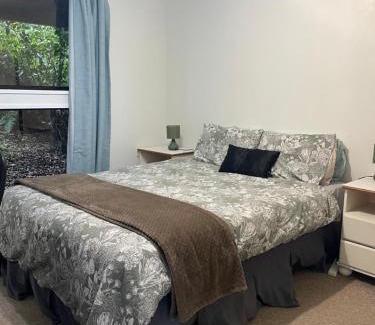 Dunedin House | Waverley Comfort