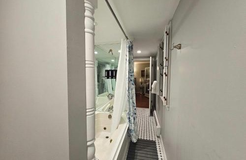 Block Island Hotel | Waverly Suite 1